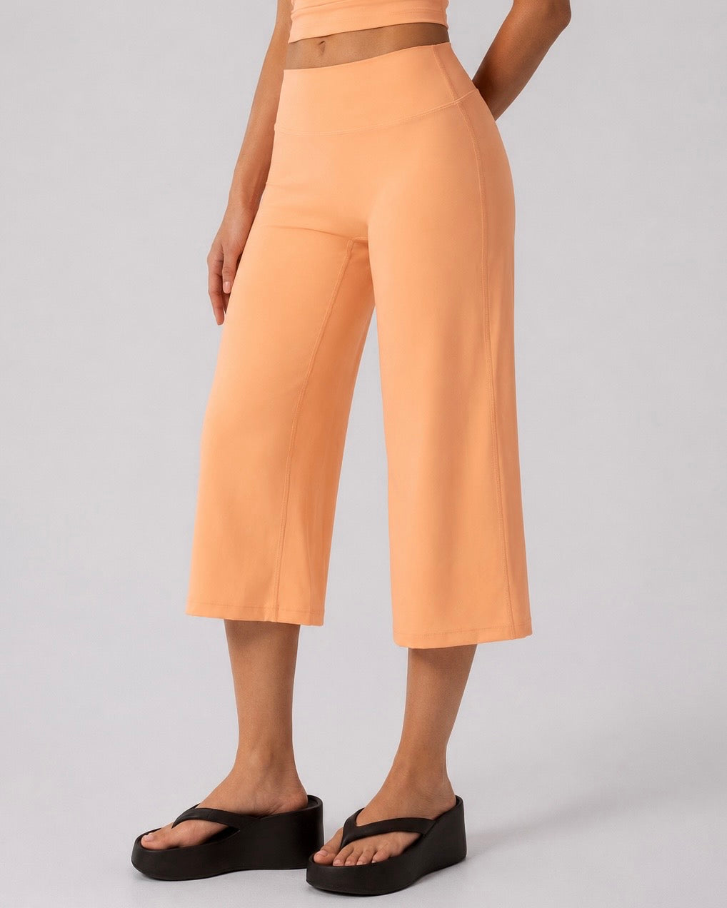 Sculpt Cropped Wide Leg Pant