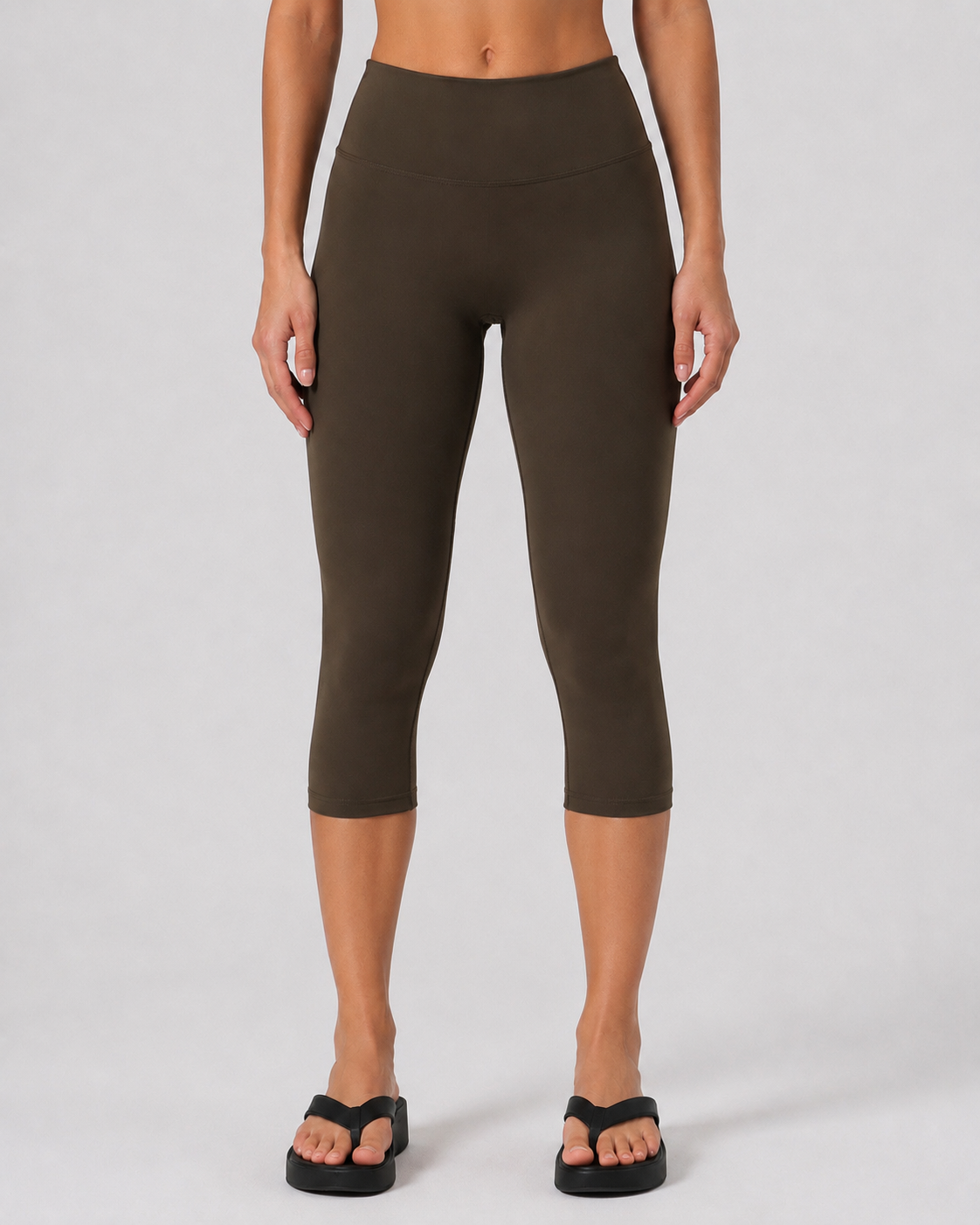 Lux Capris