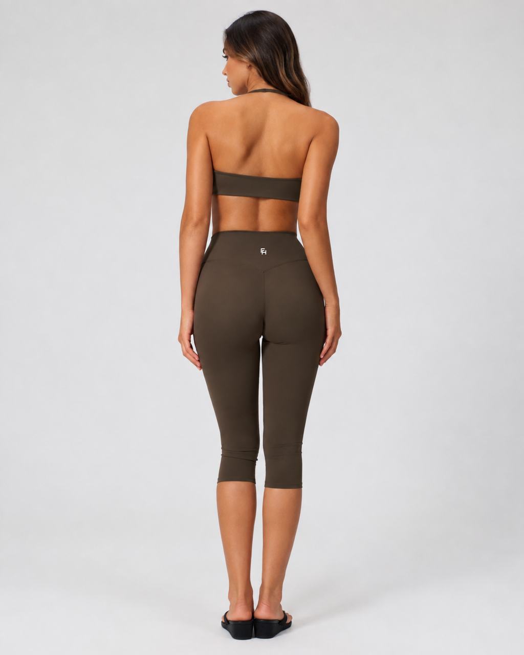 Lux Capris