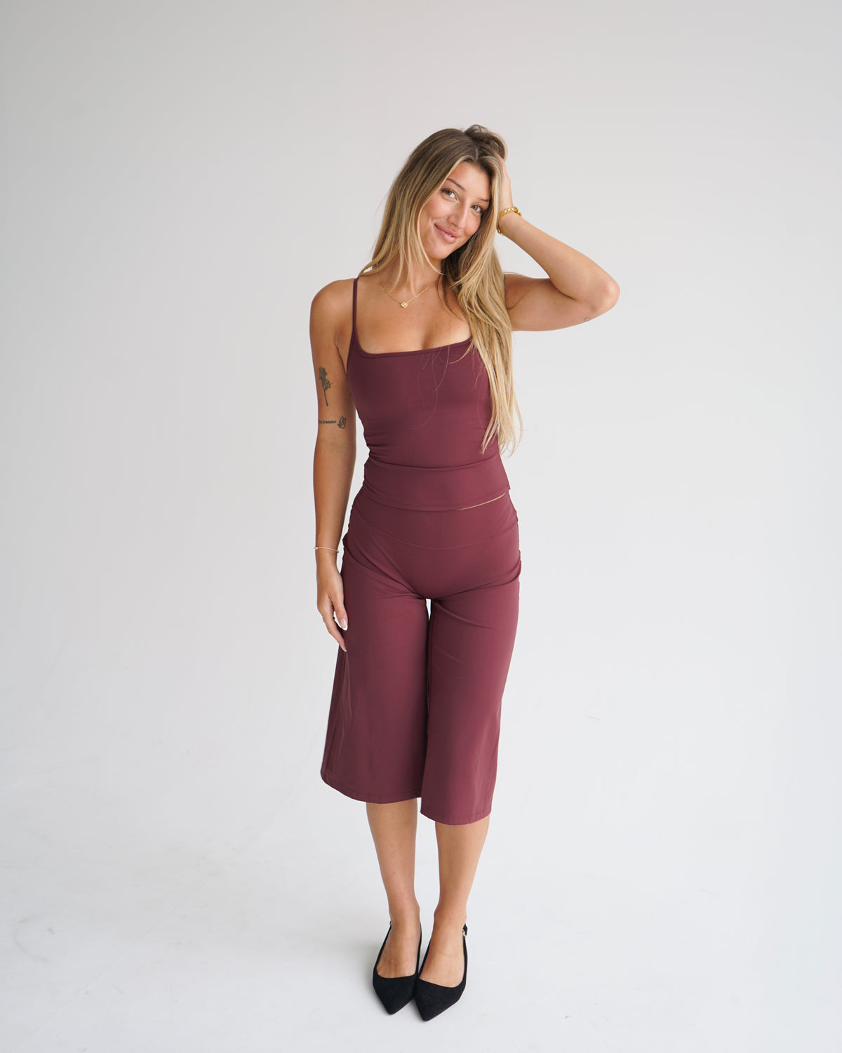 Sculpt Wide Leg Capris