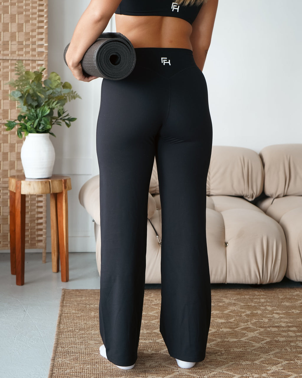 Hatha Straight Leg Pants