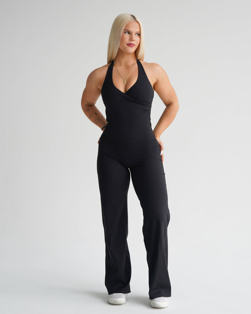 Hatha V-Neck Halter Tank