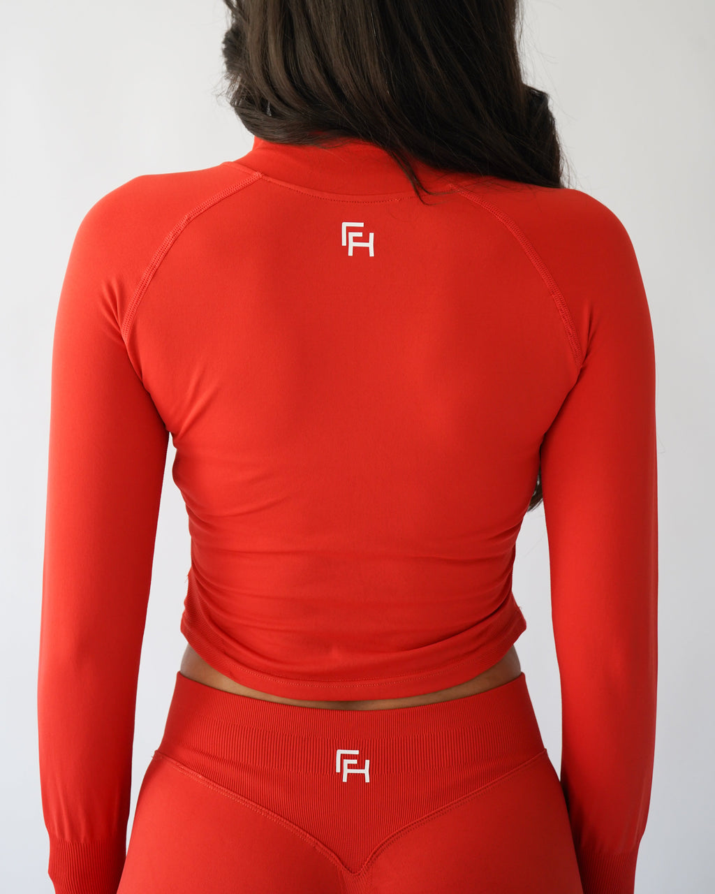 Ascend Cropped Quarter Zip