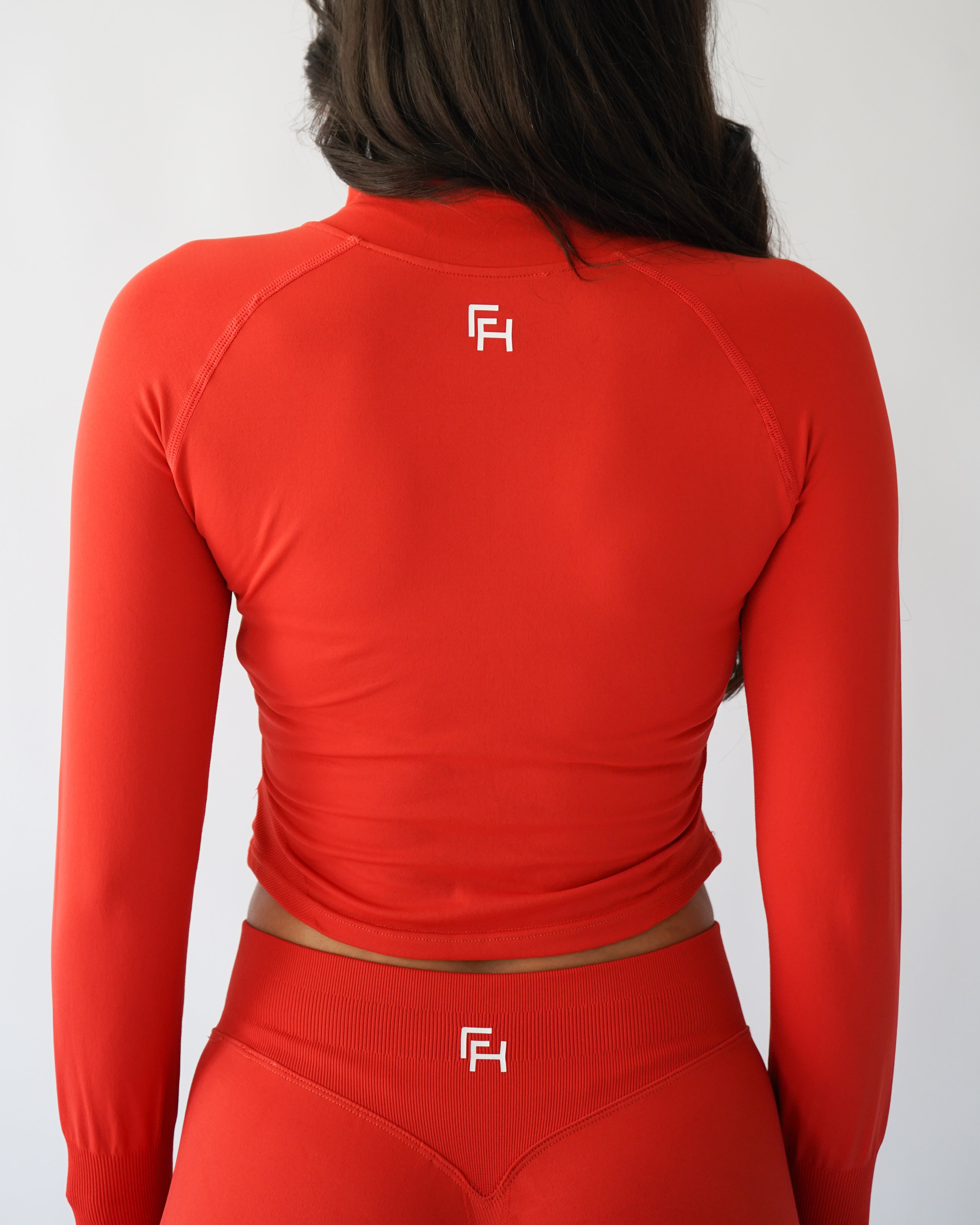 Ascend Cropped Quarter Zip