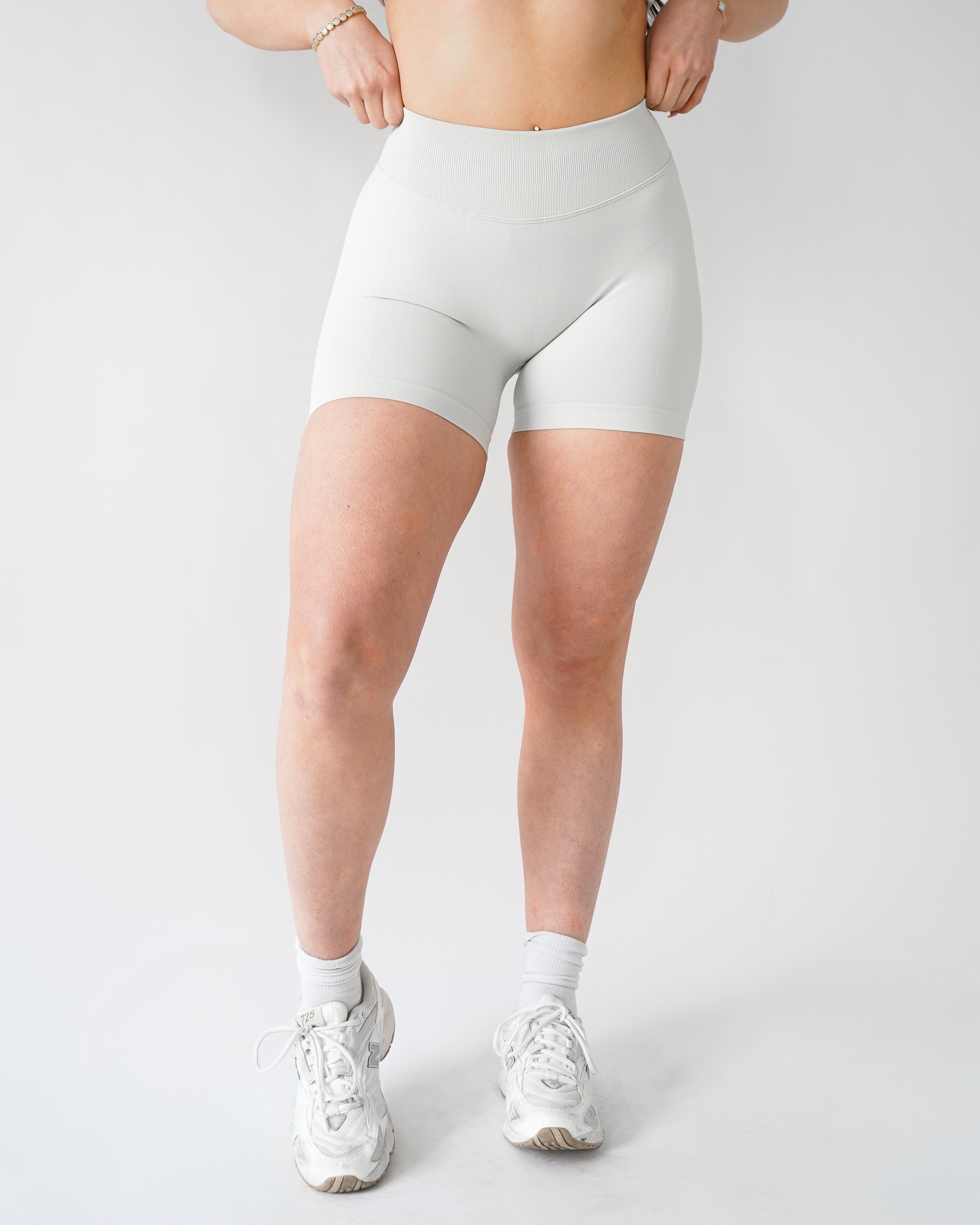 Ascend Shorts 4.5"