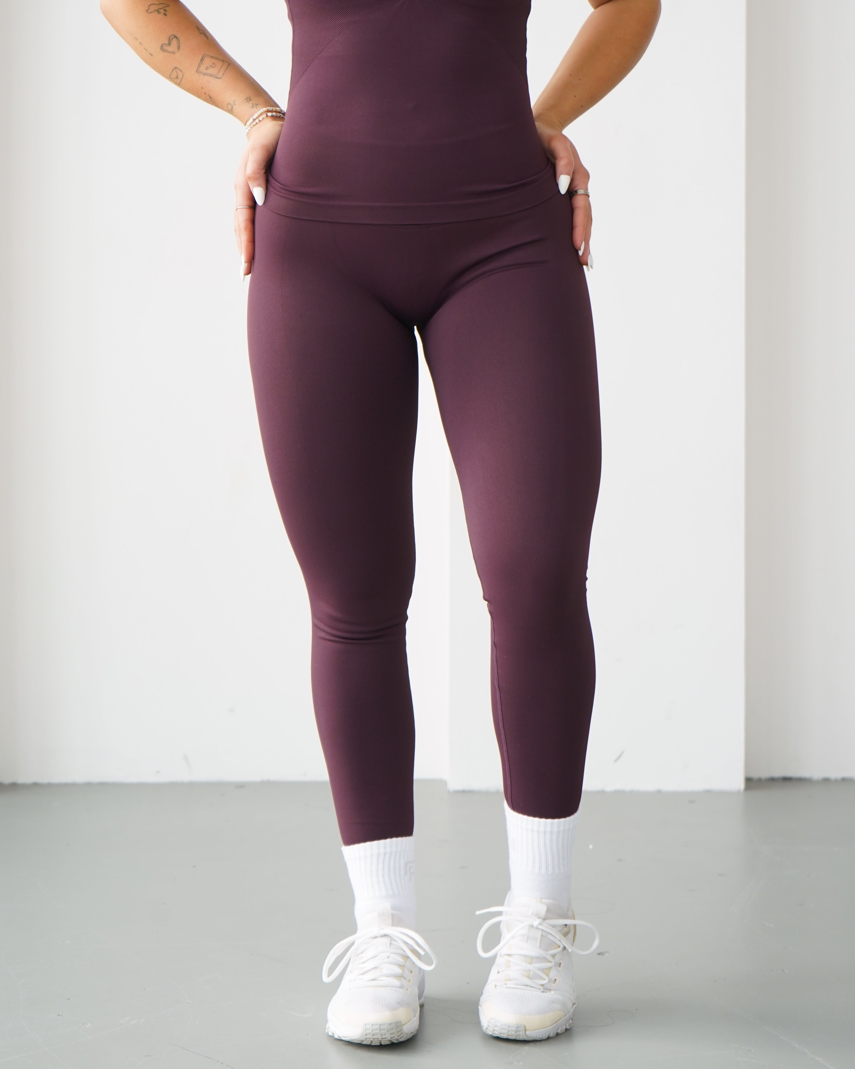 Ascend Leggings 27"